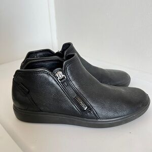 ECCO Shootie Size 7/7.5 (38)